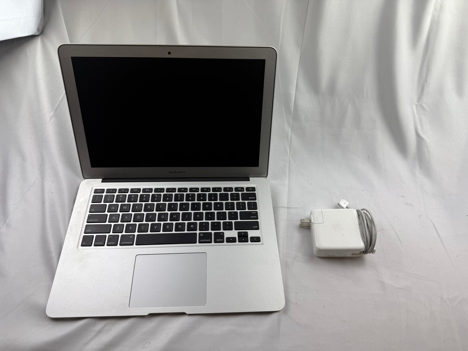 Apple MacBook Air (2012) A1466 Intel i5 4GB 128GB