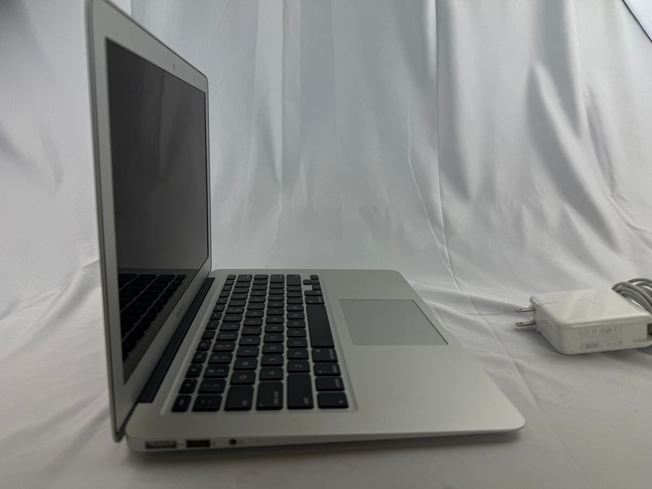 Apple MacBook Air (2012) A1466 Intel i5 4GB 128GB