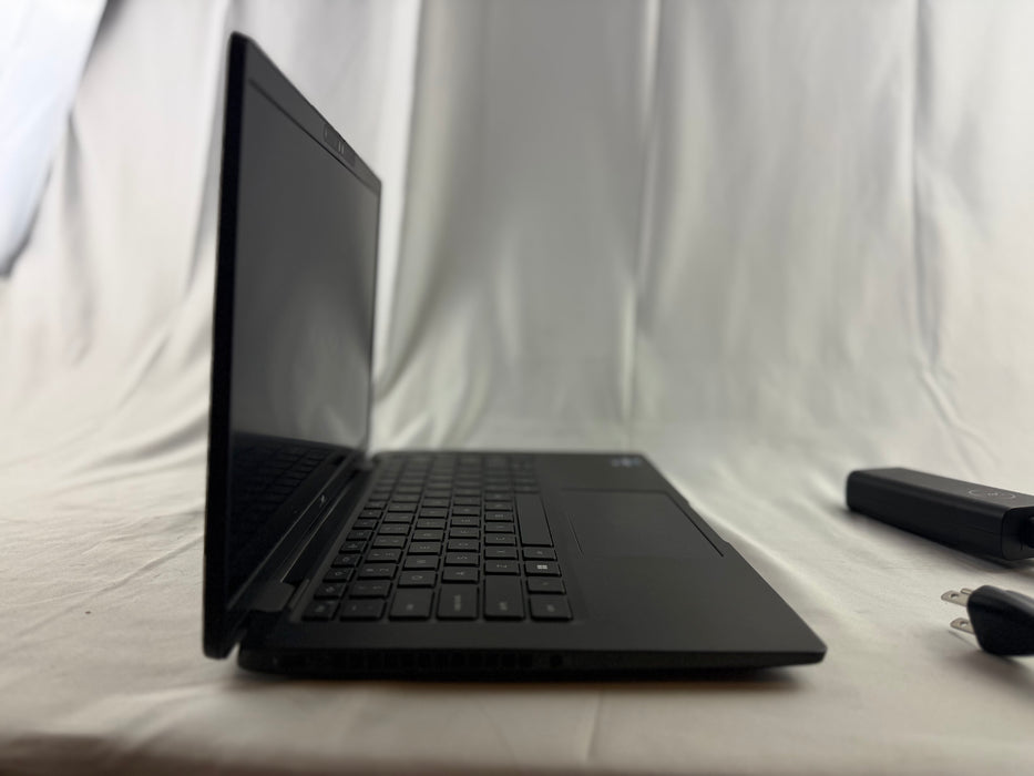 Dell Latitude 7430 14" FHD Laptop (Intel i7 12th Gen)
