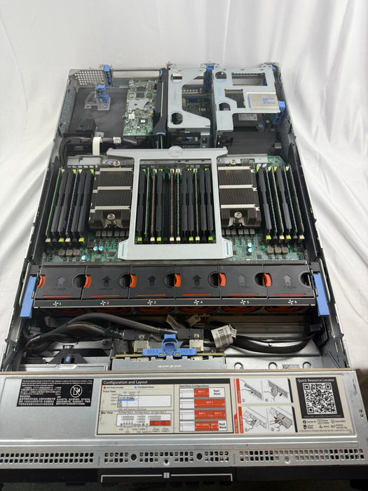 Dell Poweredge R840 2U 8 Bay Server (4x E5-4650) 192GB Ram