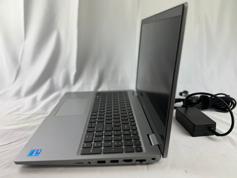 Dell Latitude 5520 15.6" FHD Laptop (i5-1135G7)