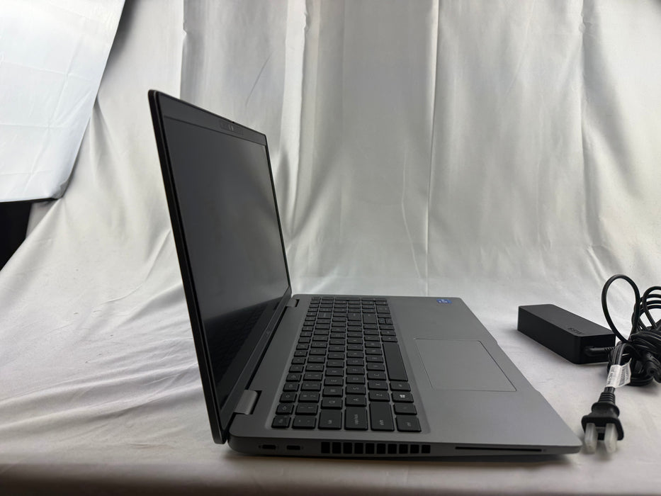 Dell Latitude 5520 15.6" FHD Touchscreen Laptop (Intel i7 11th Gen)