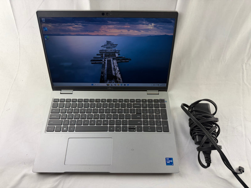 Dell Latitude 5521 15.6" FHD Laptop i7-11850H 16GB 512GB Geforce MX450
